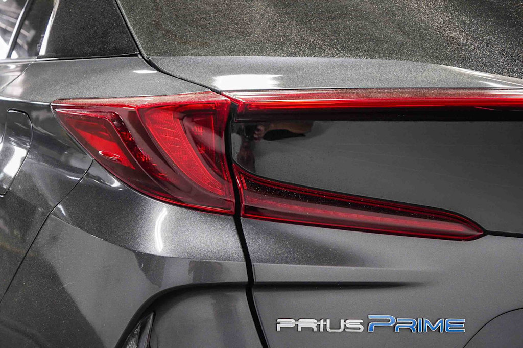 Thumbnail: 2022 Toyota Prius Prime - 18