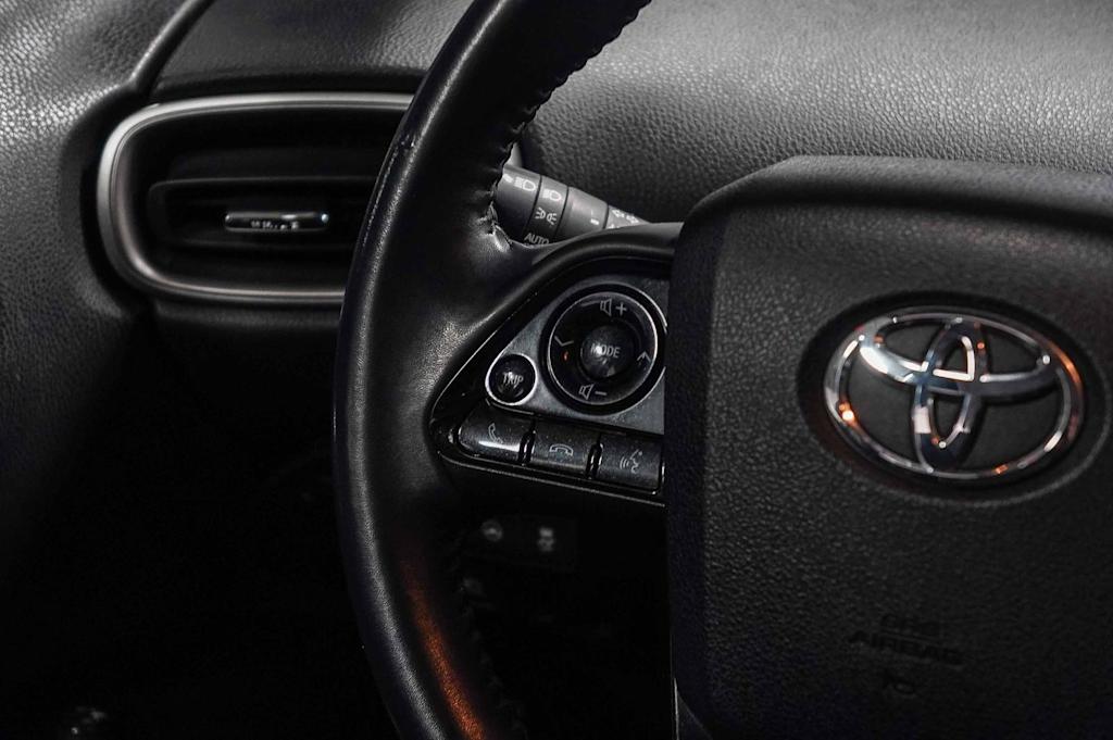 Thumbnail: 2022 Toyota Prius Prime - 21