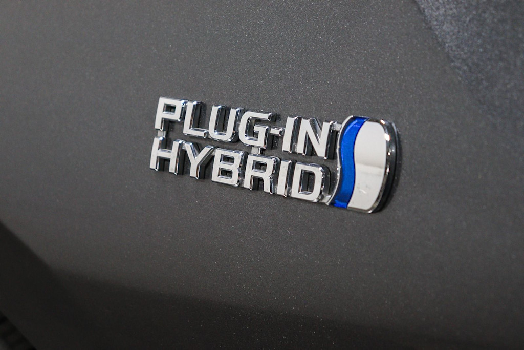 Thumbnail: 2022 Toyota Prius Prime - 21