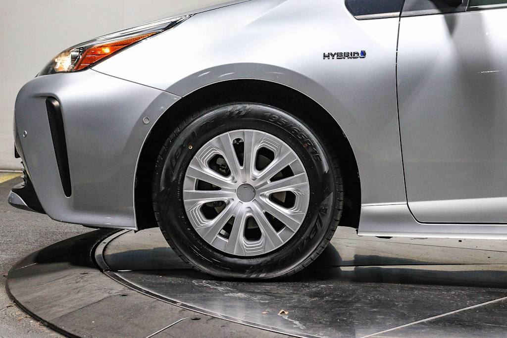 Thumbnail: 2022 Toyota Prius - 7