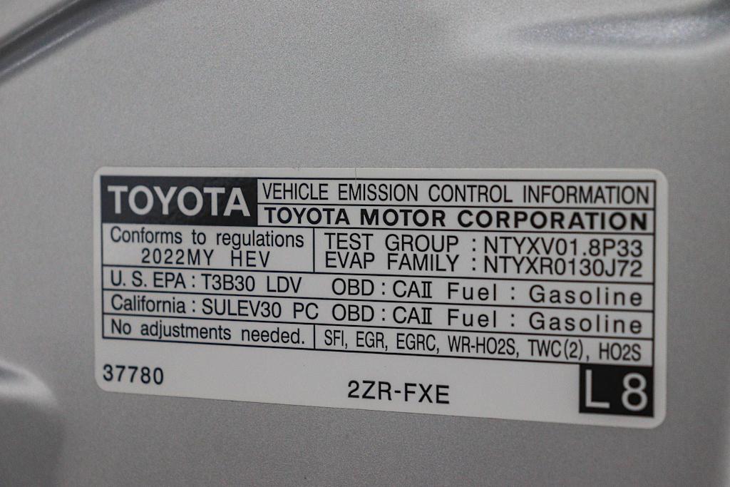 Thumbnail: 2022 Toyota Prius - 17