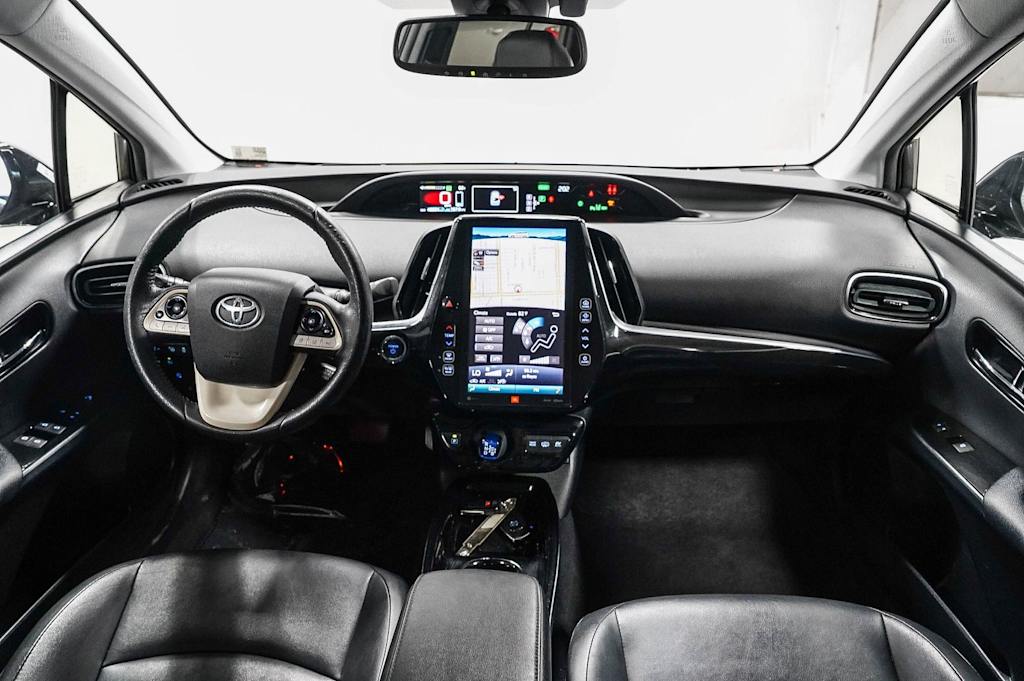 Thumbnail: 2017 Toyota Prius Prime - 2