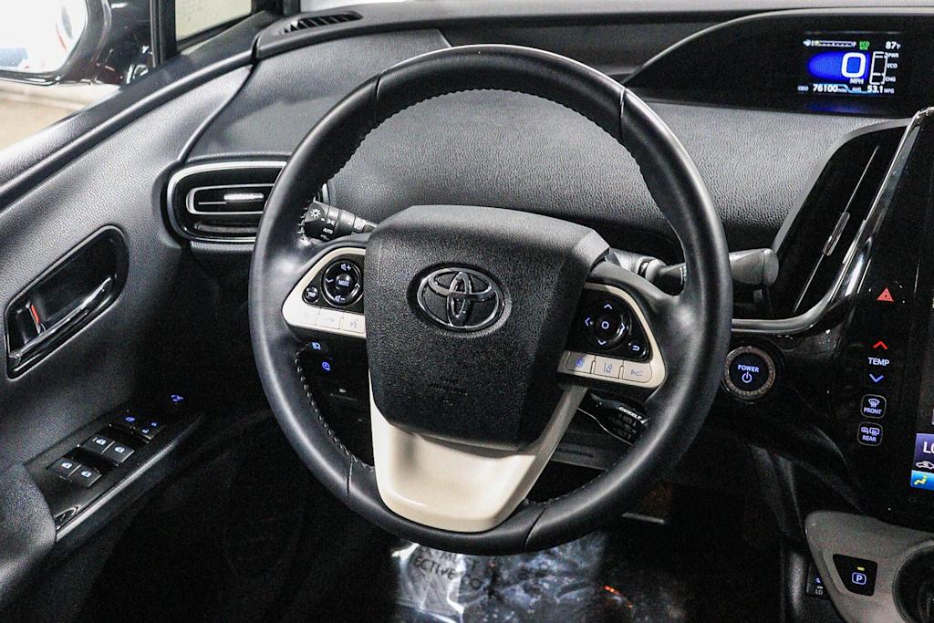 Thumbnail: 2017 Toyota Prius Prime - 9