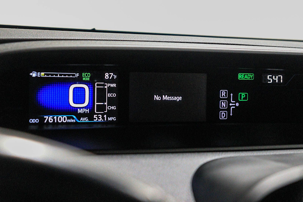 Thumbnail: 2017 Toyota Prius Prime - 14