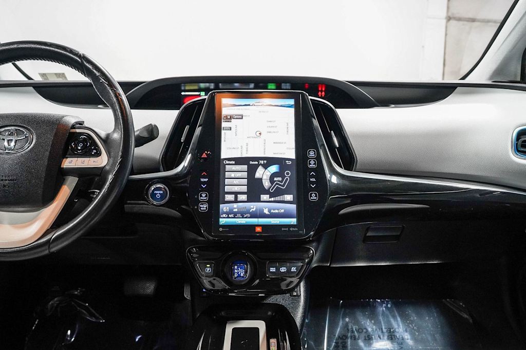 Thumbnail: 2018 Toyota Prius Prime - 9
