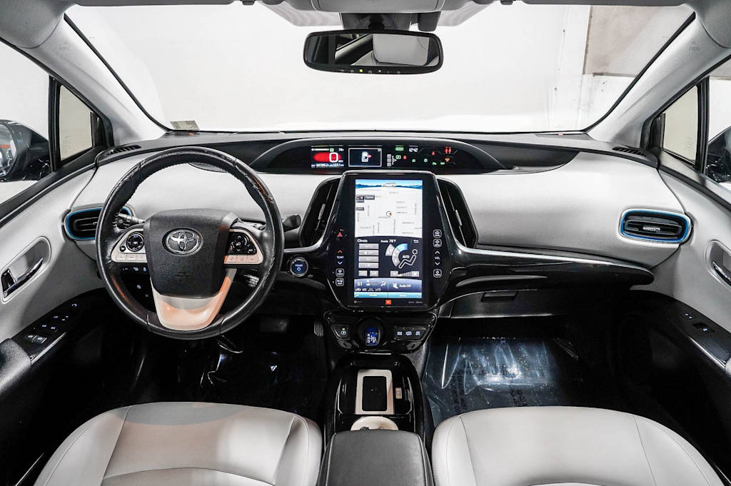 Thumbnail: 2018 Toyota Prius Prime - 2