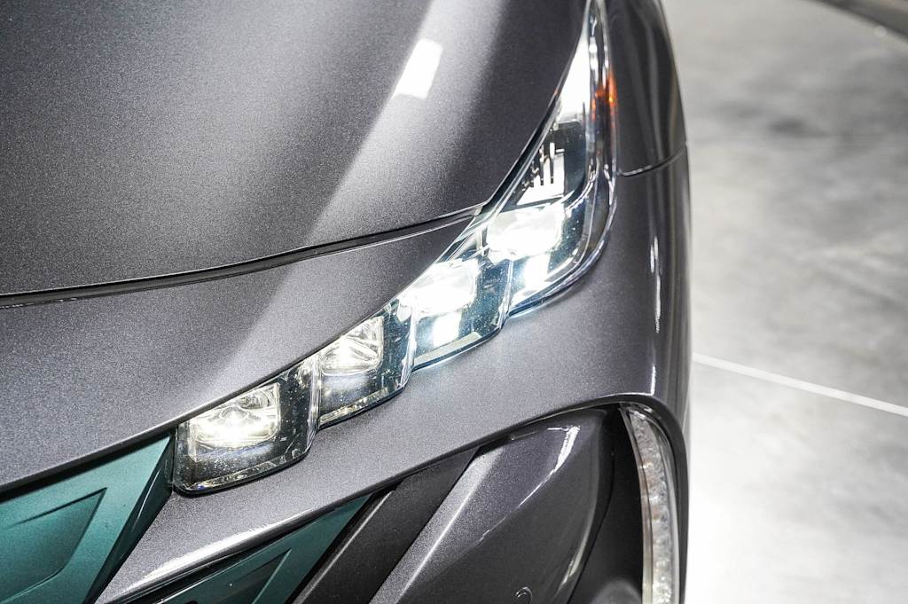 Thumbnail: 2018 Toyota Prius Prime - 21