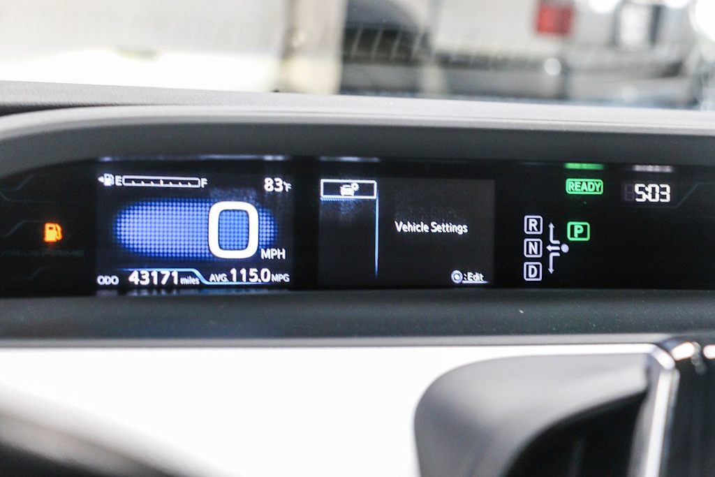 Thumbnail: 2018 Toyota Prius Prime - 25