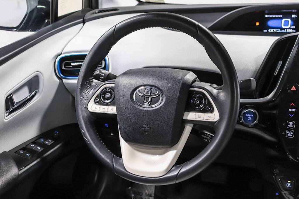Thumbnail: 2018 Toyota Prius Prime - 8
