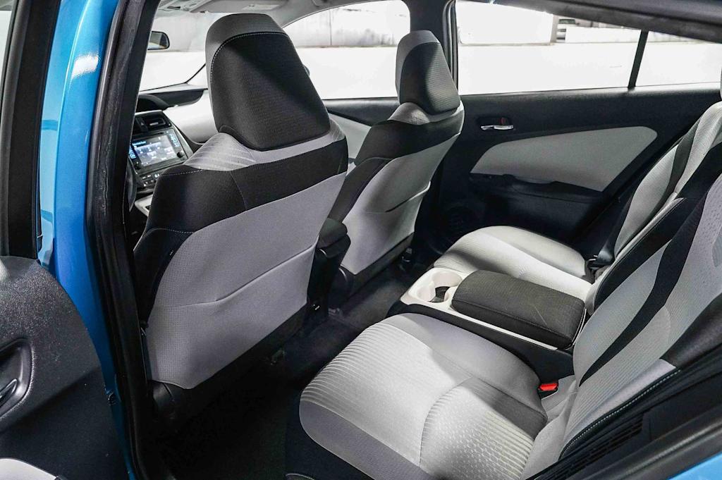 Thumbnail: 2017 Toyota Prius Prime - 12