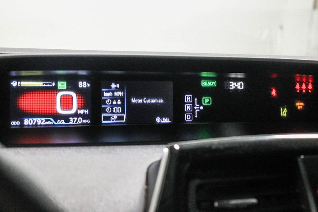 Thumbnail: 2017 Toyota Prius - 27
