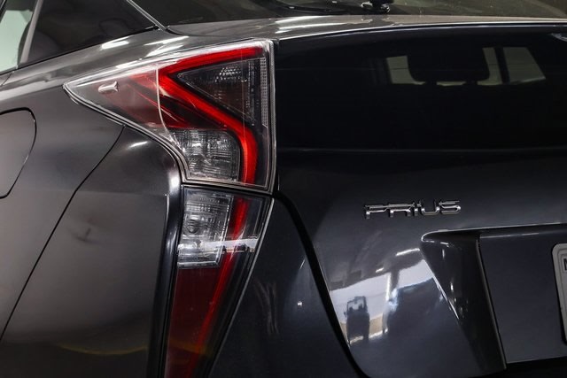 2017 Toyota Prius Two 23