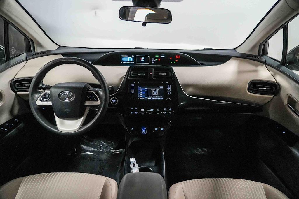 Thumbnail: 2017 Toyota Prius - 2