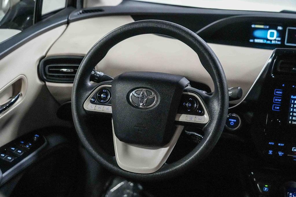 Thumbnail: 2017 Toyota Prius - 9