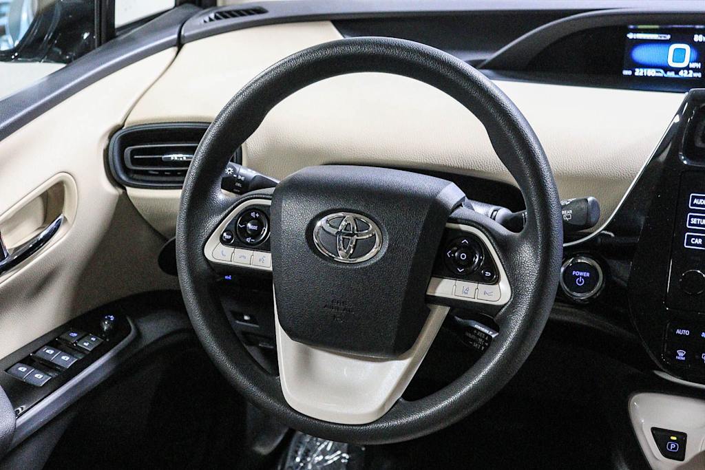 Thumbnail: 2018 Toyota Prius - 8