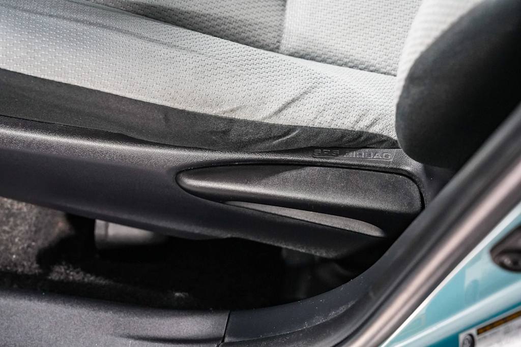 Thumbnail: 2014 Toyota Prius c - 26