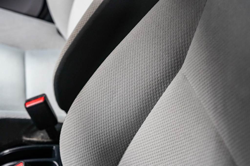 Thumbnail: 2014 Toyota Prius c - 24