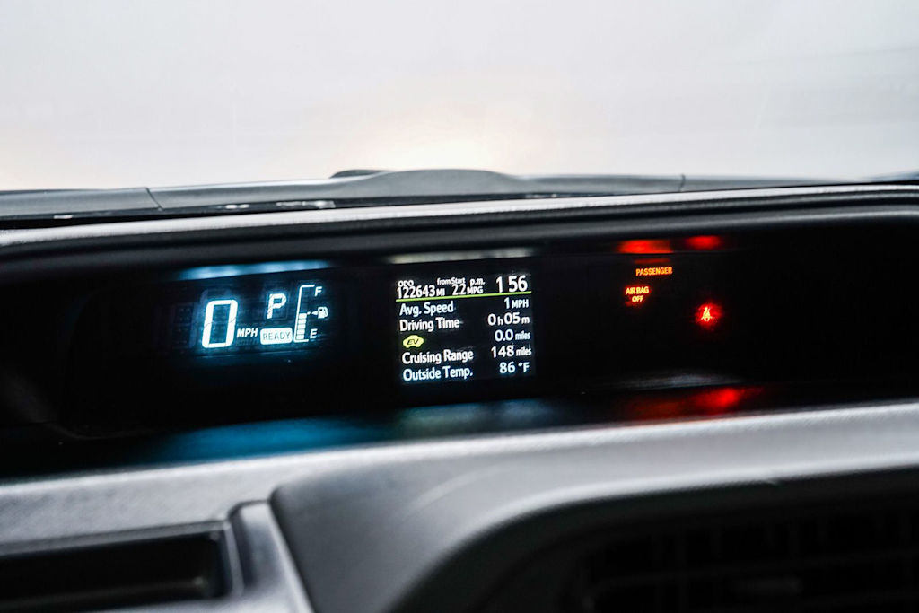 Thumbnail: 2014 Toyota Prius c - 27