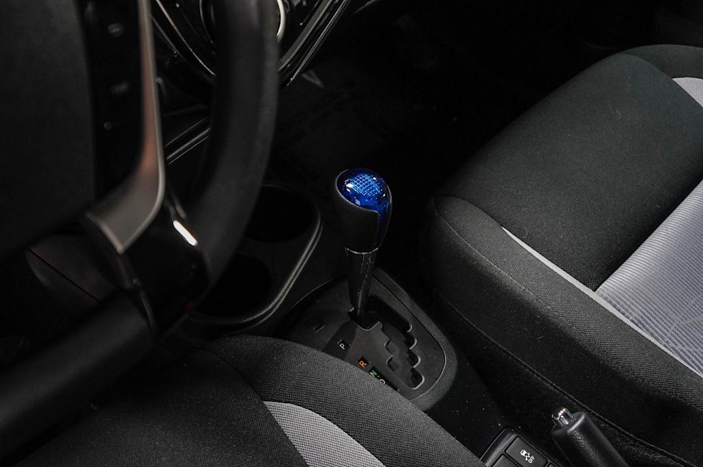 Thumbnail: 2019 Toyota Prius c - 13