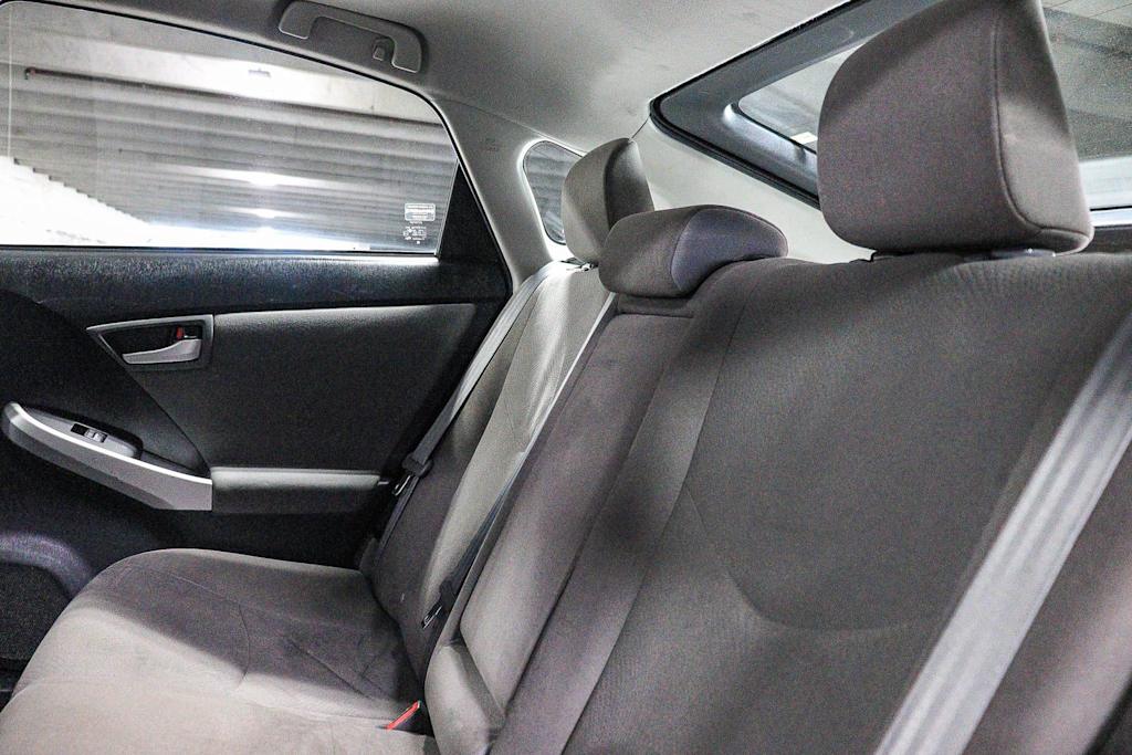 Thumbnail: 2015 Toyota Prius - 25