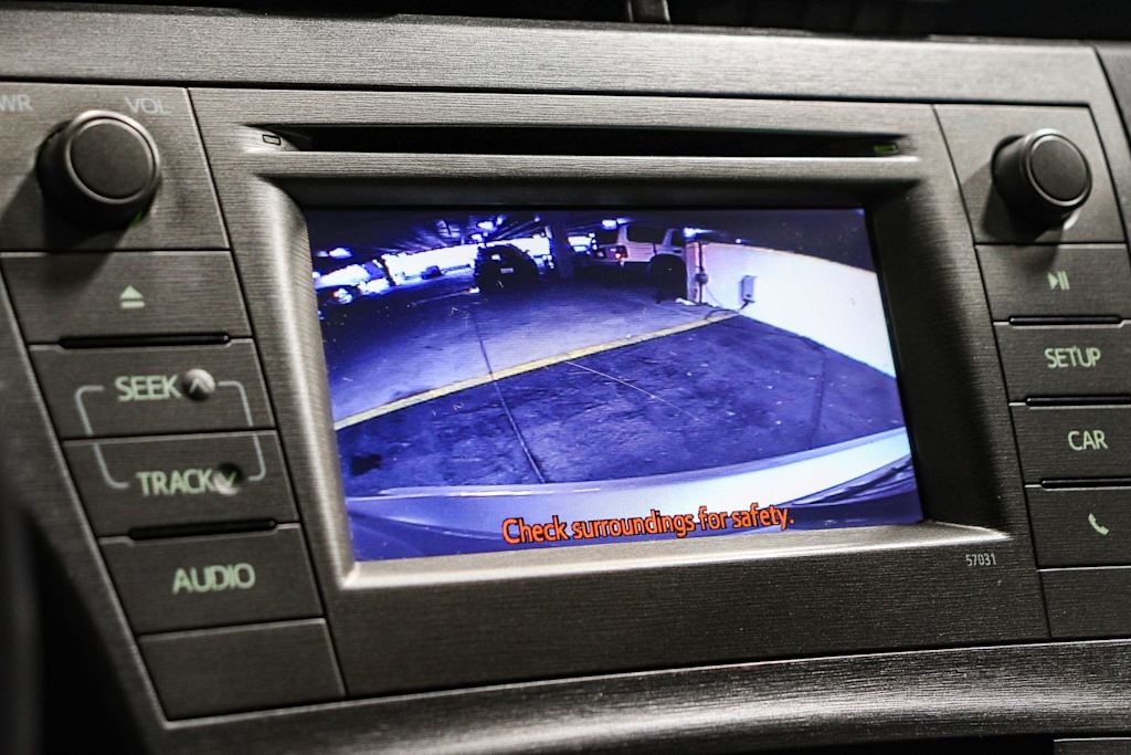 Thumbnail: 2015 Toyota Prius - 28