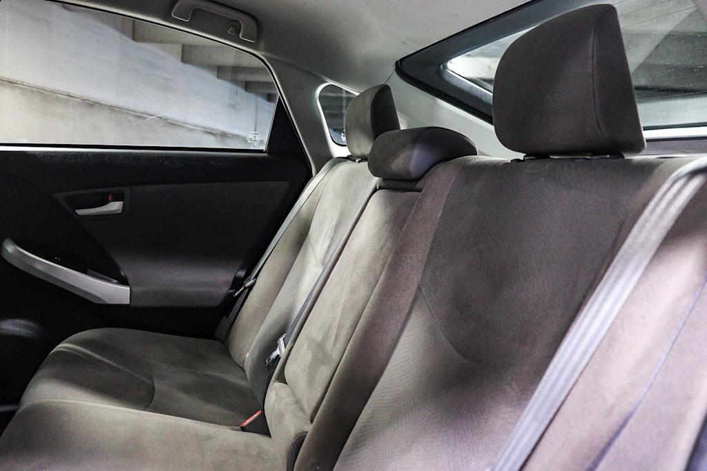 Thumbnail: 2015 Toyota Prius - 12