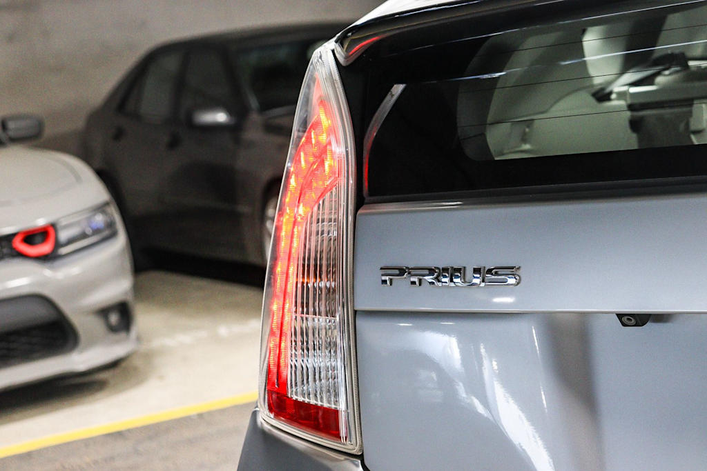 Thumbnail: 2015 Toyota Prius - 15