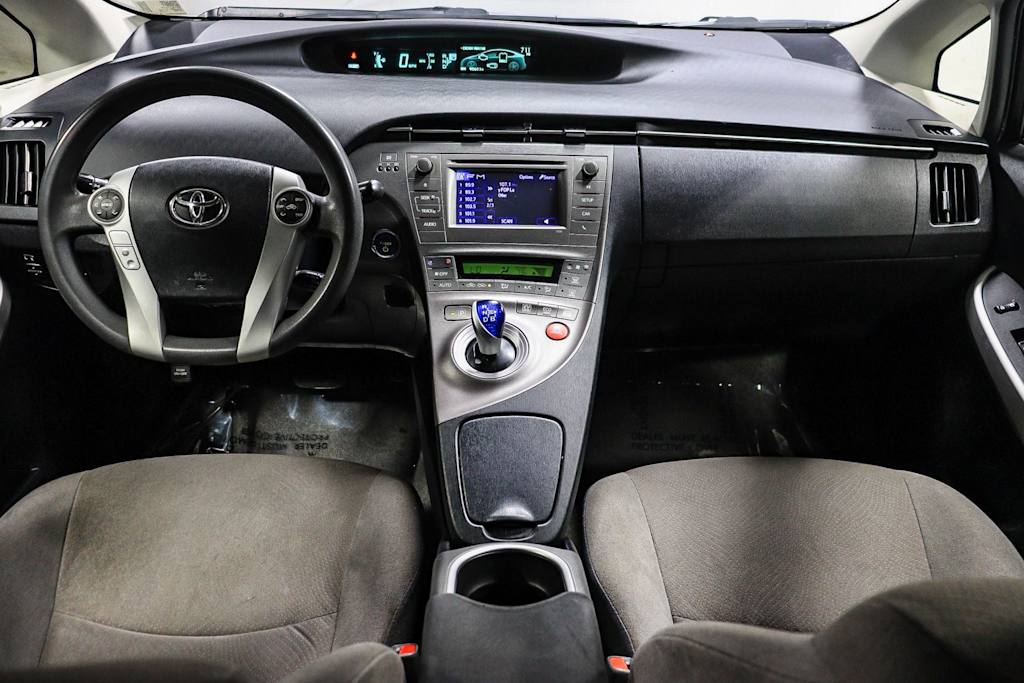 Thumbnail: 2015 Toyota Prius - 2