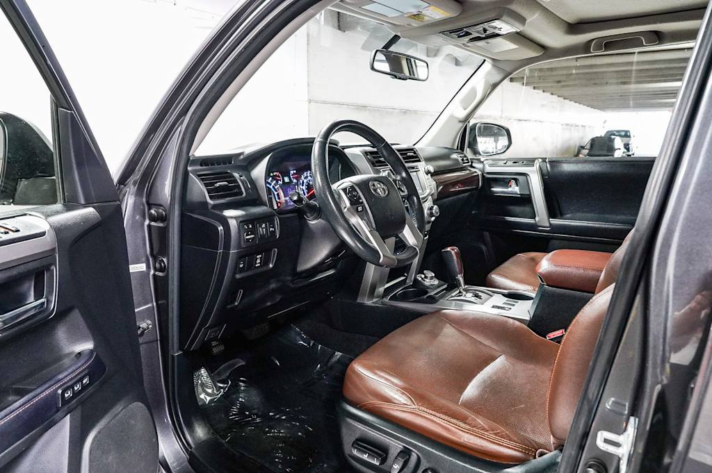 Thumbnail: 2018 Toyota 4Runner - 11
