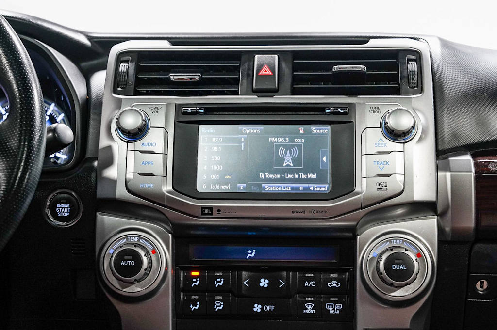 Thumbnail: 2018 Toyota 4Runner - 15