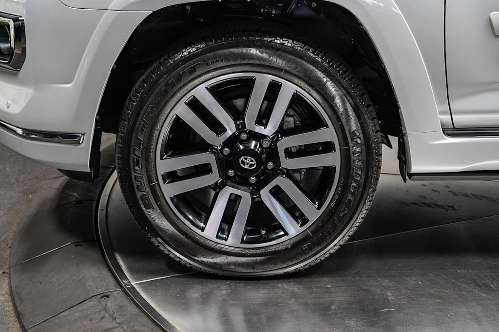 Thumbnail: 2024 Toyota 4Runner - 7