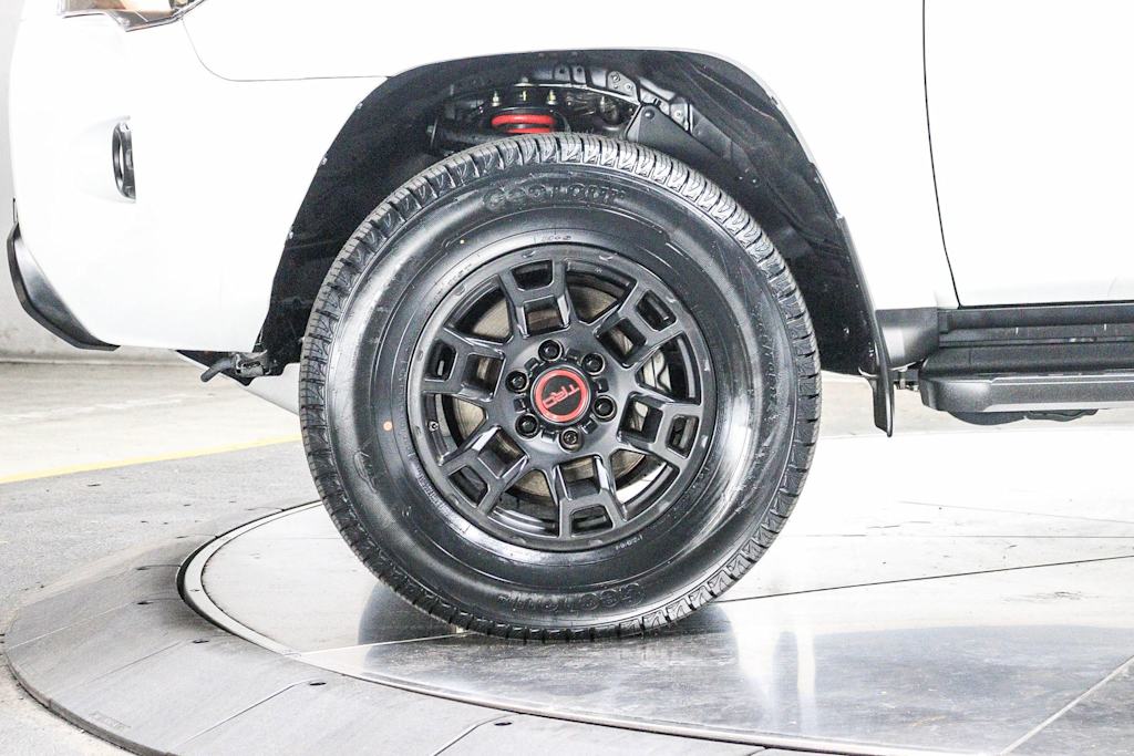 Thumbnail: 2023 Toyota 4Runner - 7