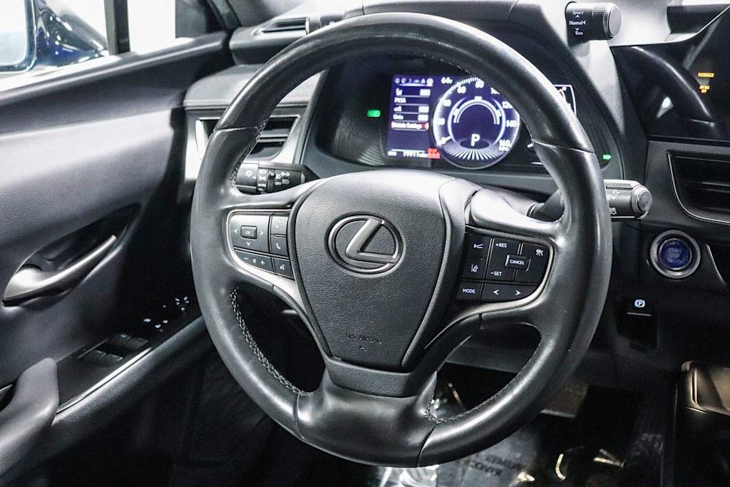 Thumbnail: 2023 Lexus UX - 12