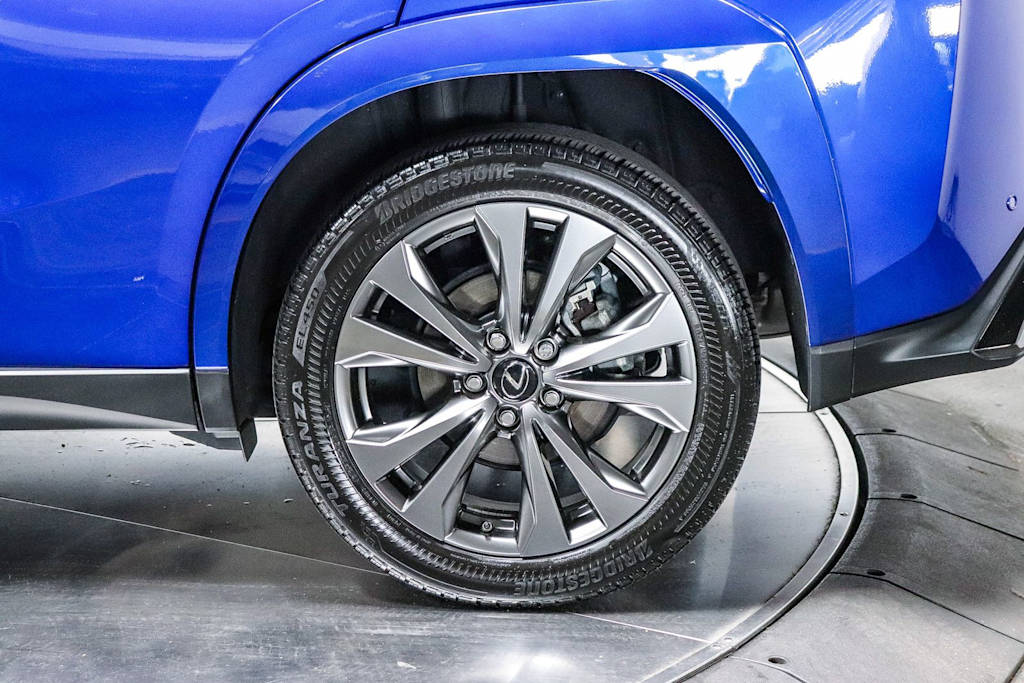 Thumbnail: 2023 Lexus UX - 23