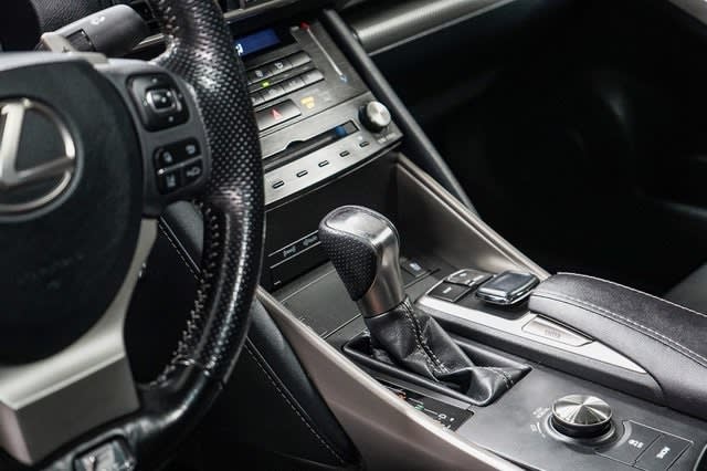 Thumbnail: 2017 Lexus IS - 15
