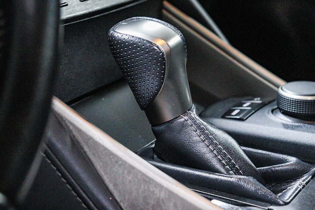 Thumbnail: 2019 Lexus IS - 12