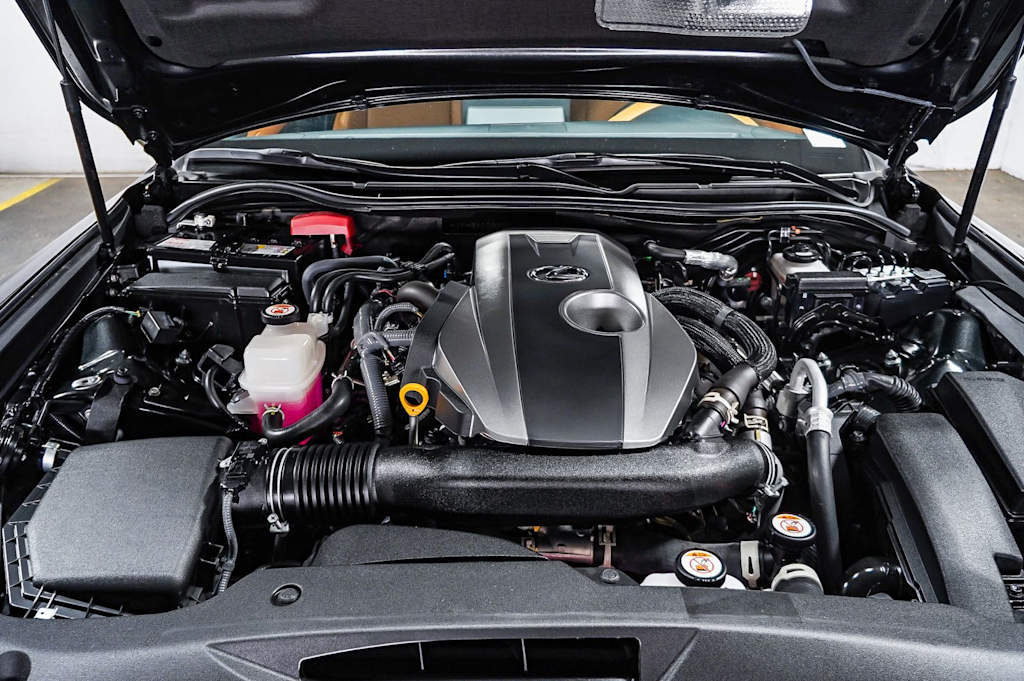 Thumbnail: 2025 Lexus ES - 7