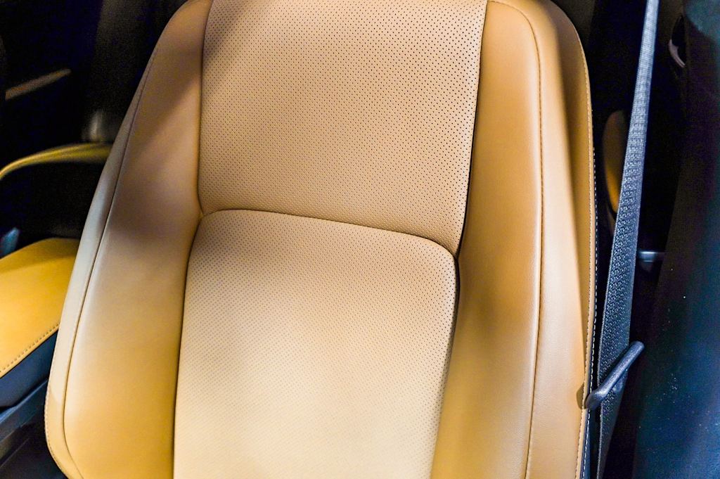 Thumbnail: 2025 Lexus ES - 30