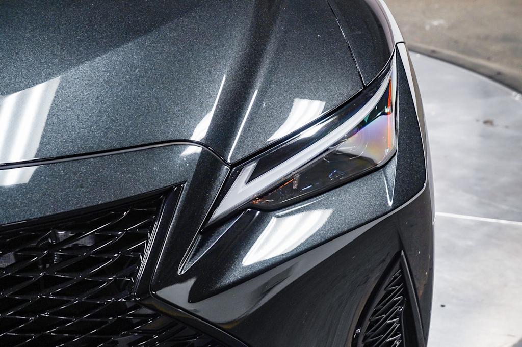 Thumbnail: 2025 Lexus ES - 21