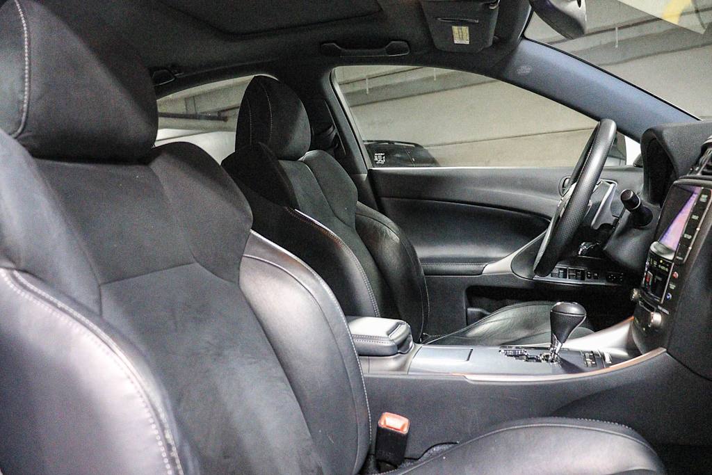 Thumbnail: 2013 Lexus IS - 10