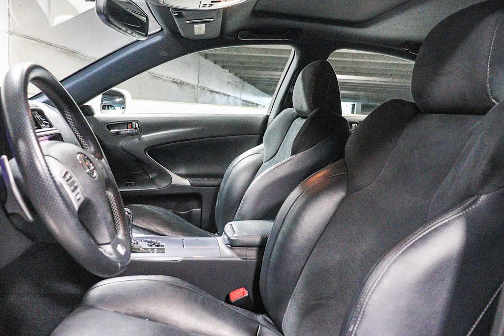 Thumbnail: 2013 Lexus IS - 11
