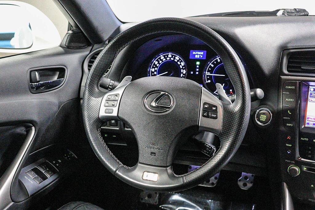 Thumbnail: 2013 Lexus IS - 13