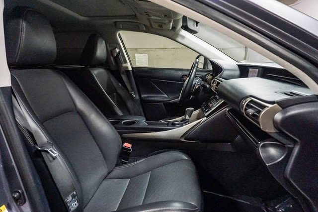 Thumbnail: 2014 Lexus IS - 8