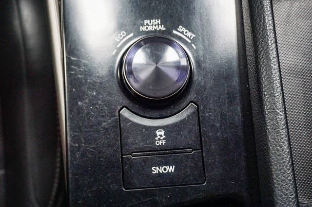 Thumbnail: 2014 Lexus IS - 25