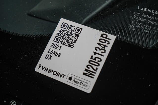 Thumbnail: 2021 Lexus UX - 18