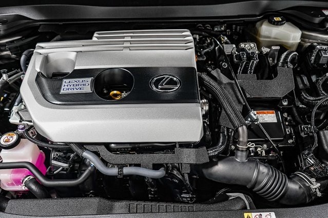 Thumbnail: 2021 Lexus UX - 8