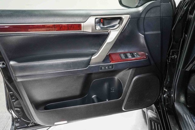 Thumbnail: 2019 Lexus GX - 26