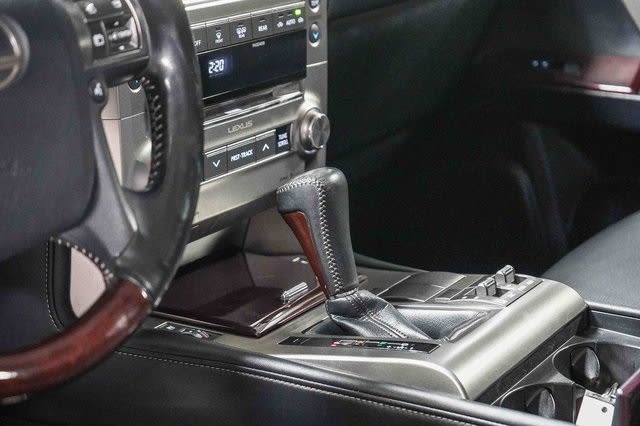 Thumbnail: 2019 Lexus GX - 16