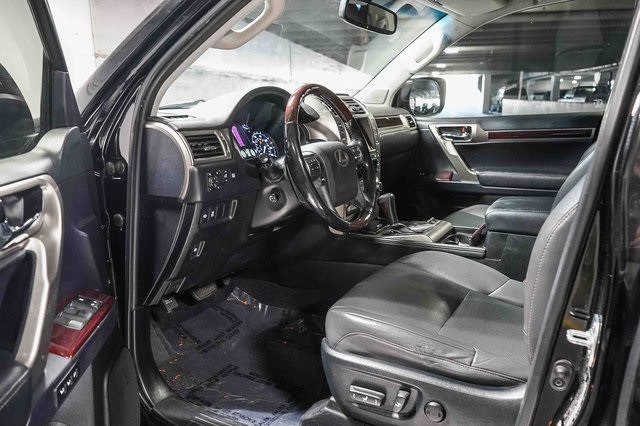 Thumbnail: 2019 Lexus GX - 11