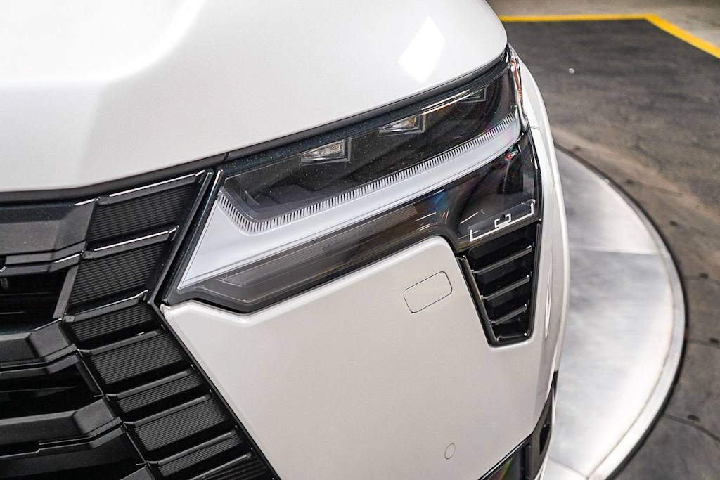 Thumbnail: 2025 Lexus ES - 19